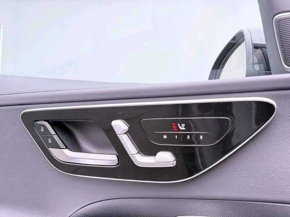Mercedes-Benz C-Klasse 300 e Business Solution AMG Premium p uit 2025, foto 8