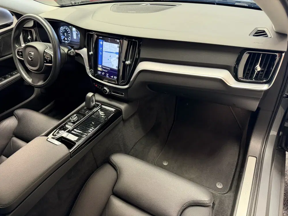 Volvo V60 2.0 T6 RECHARGE AWD INSCRIPTION 91% SOH LE uit 2021, foto 14