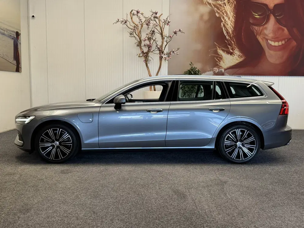 Volvo V60 2.0 T6 RECHARGE AWD INSCRIPTION 91% SOH LE uit 2021, foto 5
