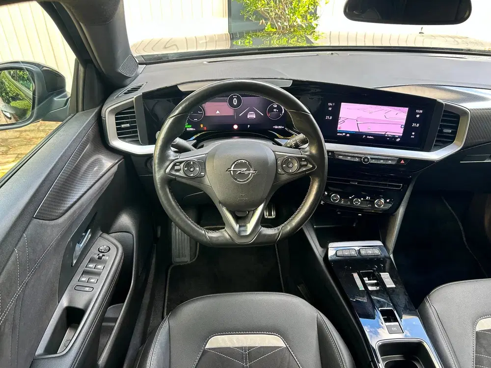 Opel Mokka Ultimate 50-kWh 11kw bl. uit 2021, foto 12
