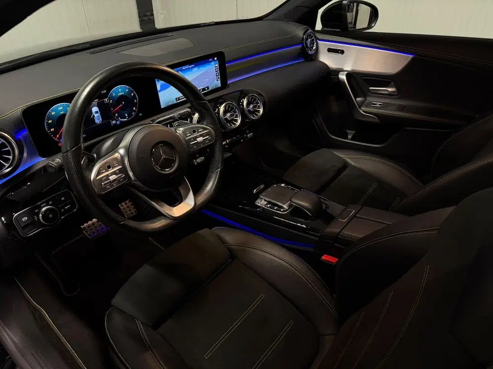Mercedes-Benz A-Klasse 250 Premium Plus Edition 1 PANO SFEER uit 2019, foto 9
