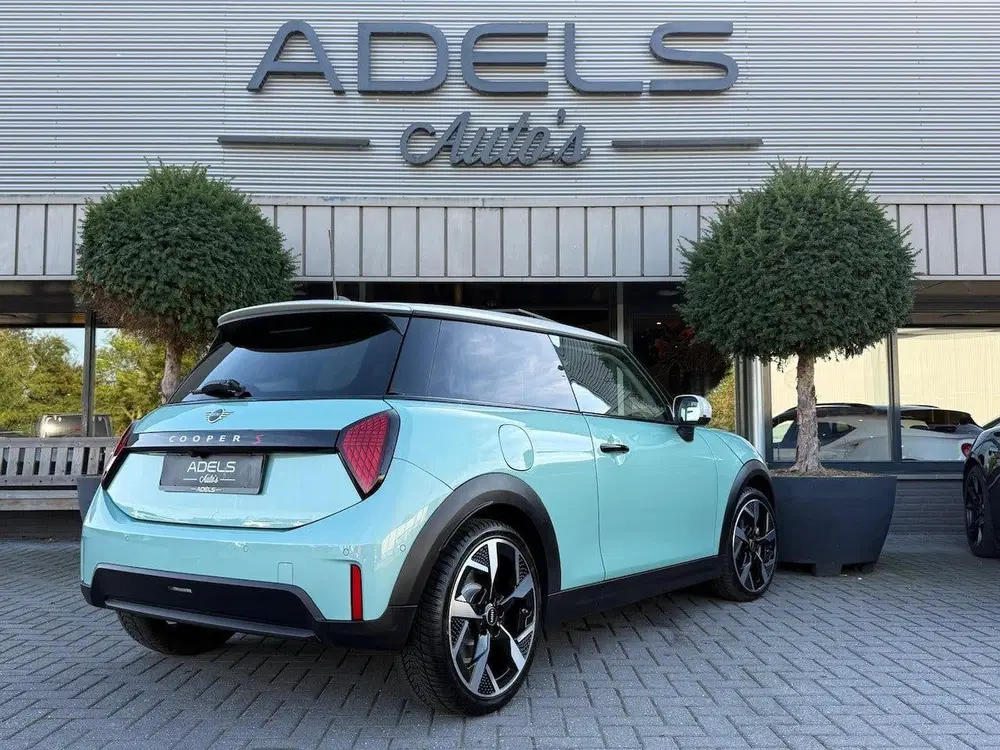 Mini Cooper S Cooper S 2.0 Classic M Panodak HUD Camera uit 2024, foto 6