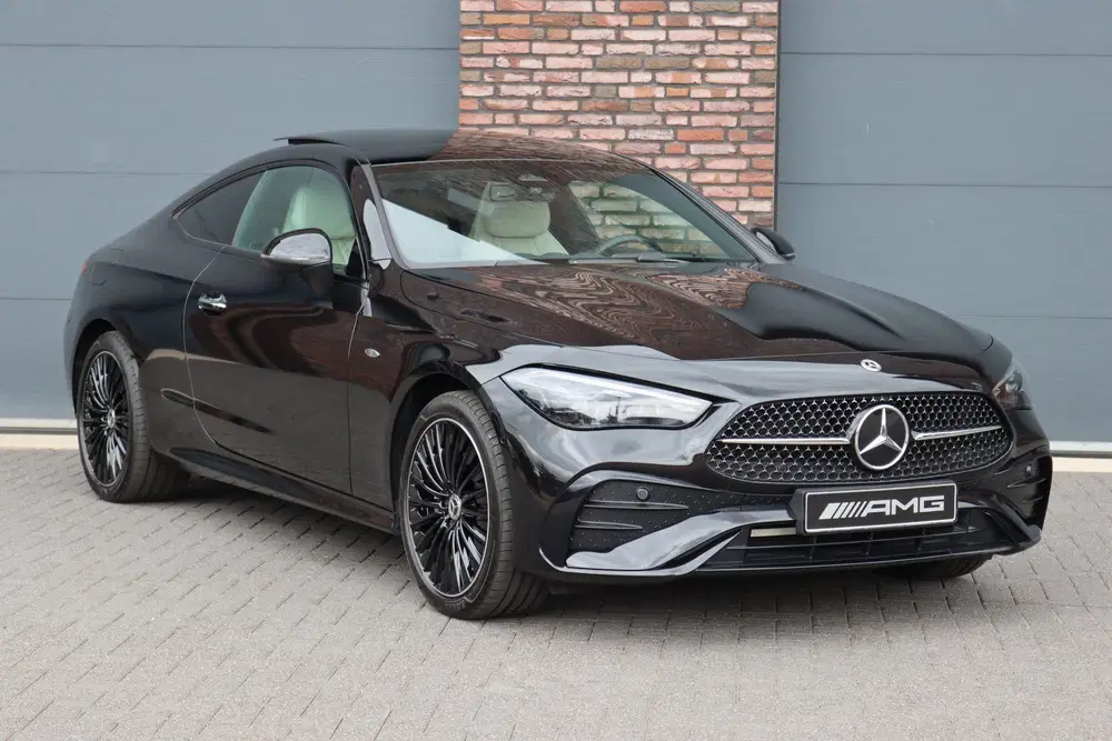Mercedes-Benz CLE CLE Coupé 300 e AMG Line uit 2025, foto 3