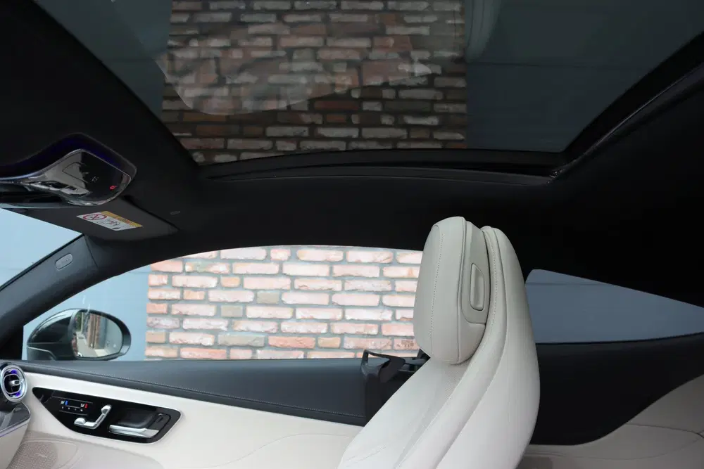 Mercedes-Benz CLE CLE Coupé 300 e AMG Line uit 2025, foto 4