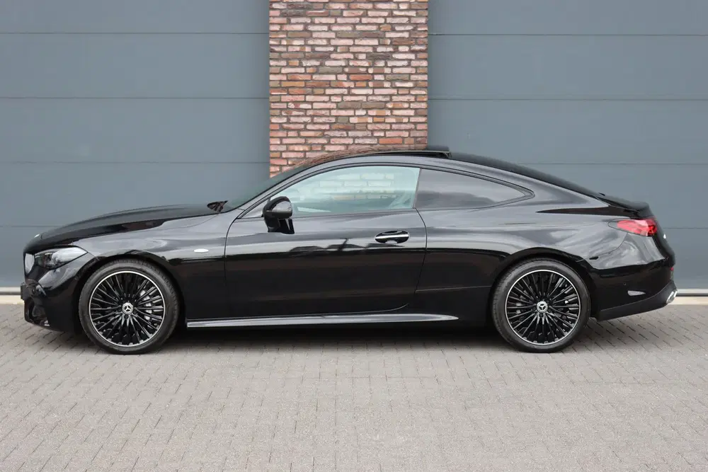 Mercedes-Benz CLE CLE Coupé 300 e AMG Line uit 2025, foto 9