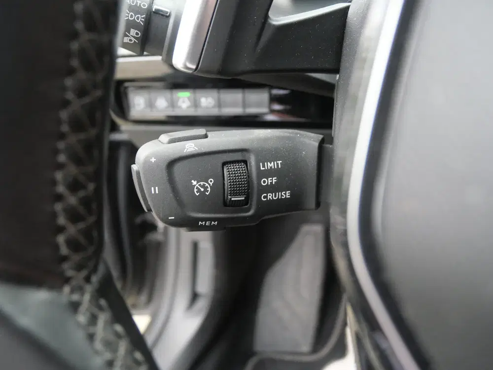 Peugeot 508 1.6 HYbrid 225 ALLURE uit 2023, foto 11