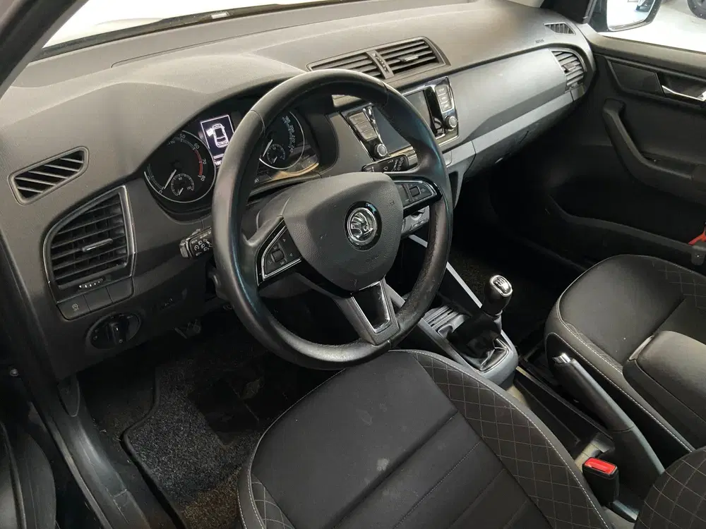 Skoda Fabia 1.0 TSI Ambition. Carplay.1e Eigenaar. APK uit 2020, foto 3