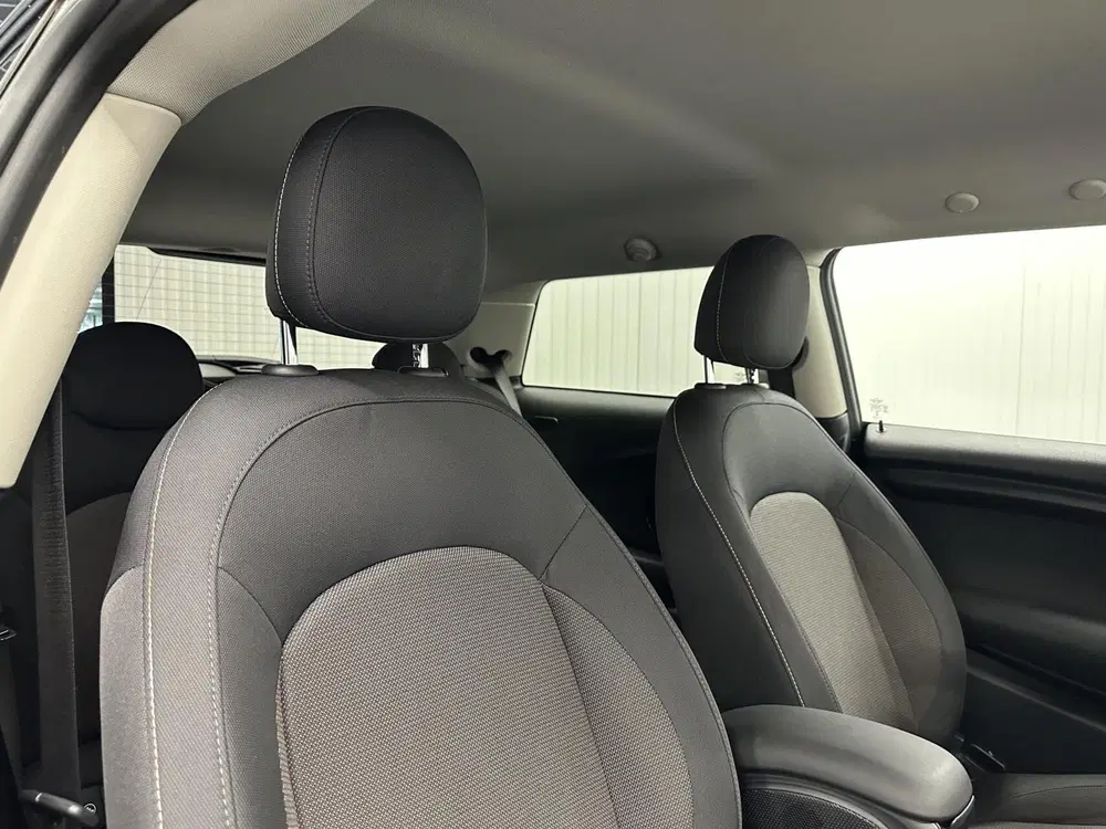 Mini Cooper 1.5 Cooper Pepper NAVIGATIE CRUISE LM. uit 2020, foto 12