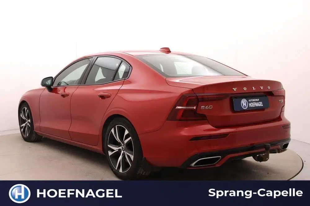 Volvo S60 2.0 T5 R-Design uit 2020, foto 7