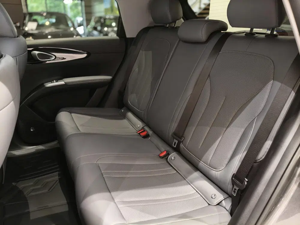 Geely E2 Ultra 47.14 kWh uit 2026, foto 8