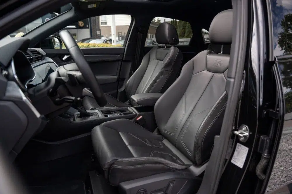 Audi Q3 45 TFSI QUATTRO uit 2020, foto 14