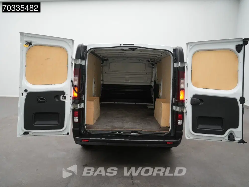 Renault Trafic 150pk Automaat L2H1 Airco Carplay Cruise C uit 2023, foto 8