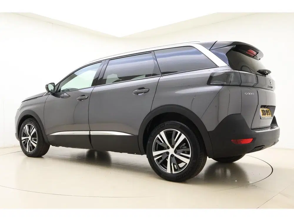 Peugeot 5008 1.2 Hybrid 136pk Allure Pack Business uit 2024, foto 12