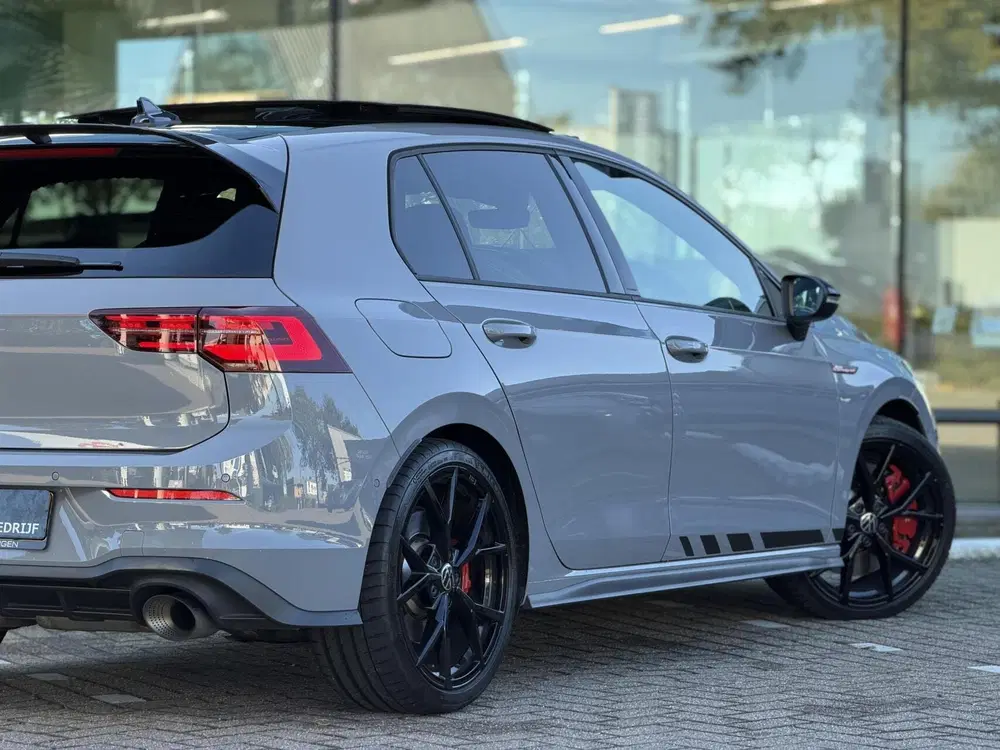Volkswagen Golf 2.0 TSI GTI Dealer onderhouden VOLL uit 2024, foto 12