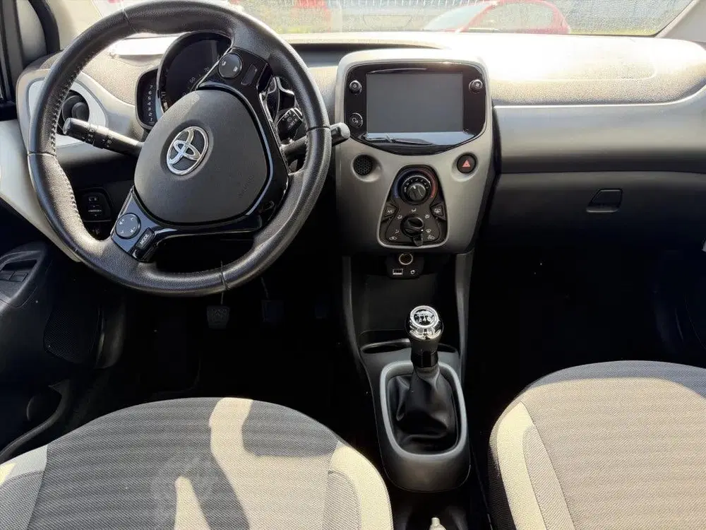 Toyota Aygo 1.0 VVT-i 72pk 5D (bj 2019) uit 2019, foto 3