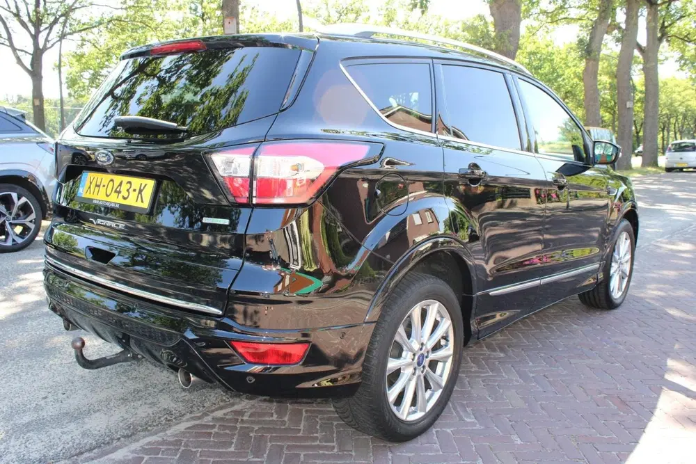Ford Kuga 1.5 EcoBoost Vignale Trekhaak uit 2019, foto 4
