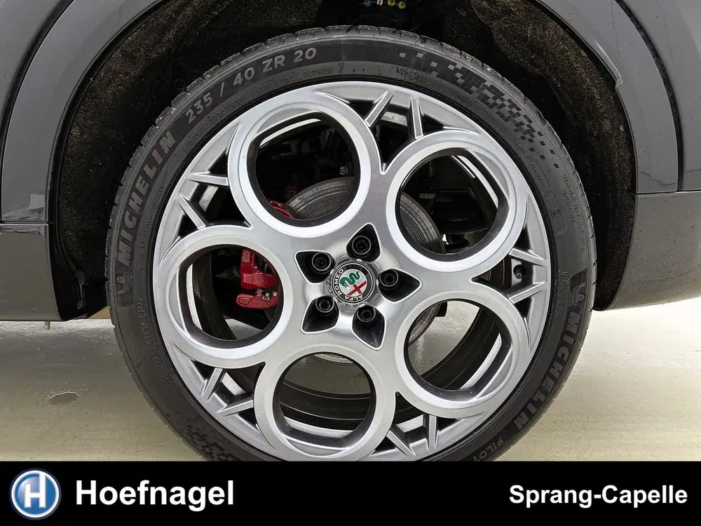 Alfa Romeo Tonale 1.3T PHEV Edizione Speciale uit 2023, foto 9
