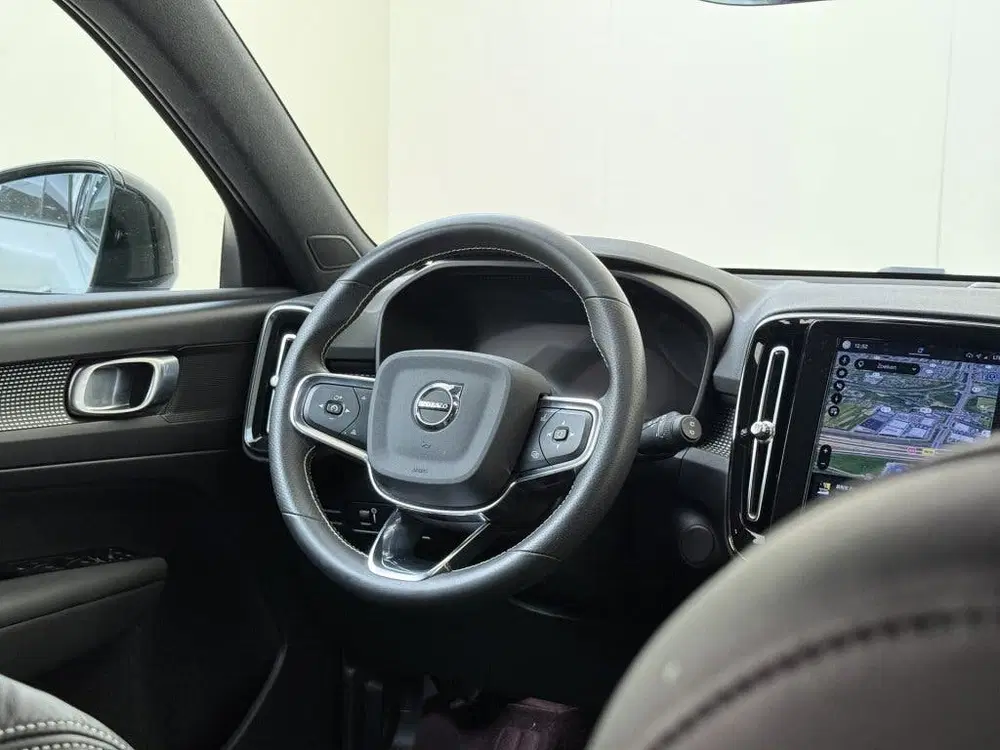 Volvo XC40 Rech. P8 AWD R-Des. uit 2021, foto 10