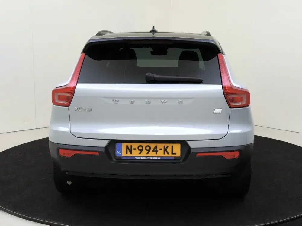 Volvo XC40 Rech. P8 AWD R-Des. uit 2021, foto 5