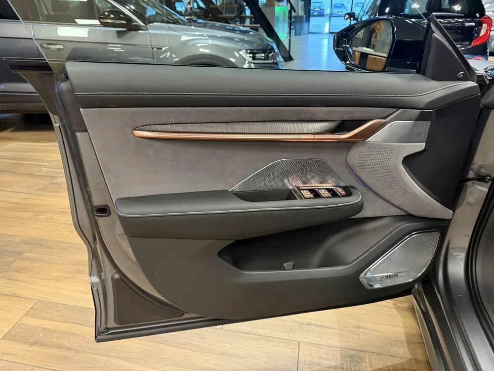 Zeekr 001 AWD Privilege 100 kWh uit 2025, foto 13