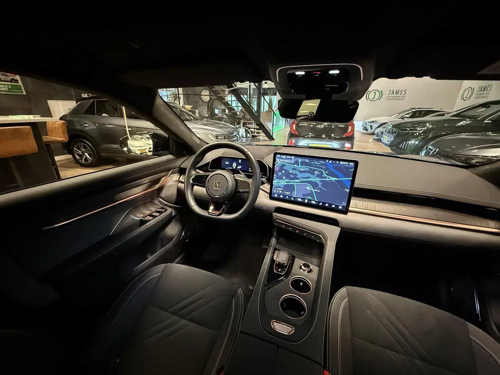 Zeekr 001 AWD Privilege 100 kWh uit 2025, foto 4