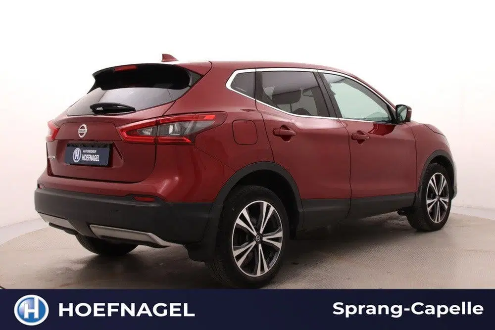 Nissan Qashqai 1.3 DIG-T N-Connecta uit 2020, foto 2