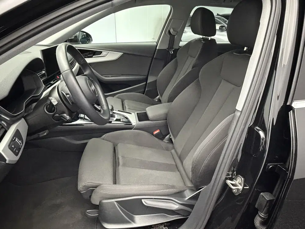 Audi A4 35 TFSI Advanced Edition uit 2023, foto 12