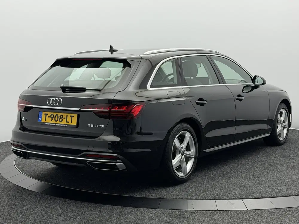 Audi A4 35 TFSI Advanced Edition uit 2023, foto 5