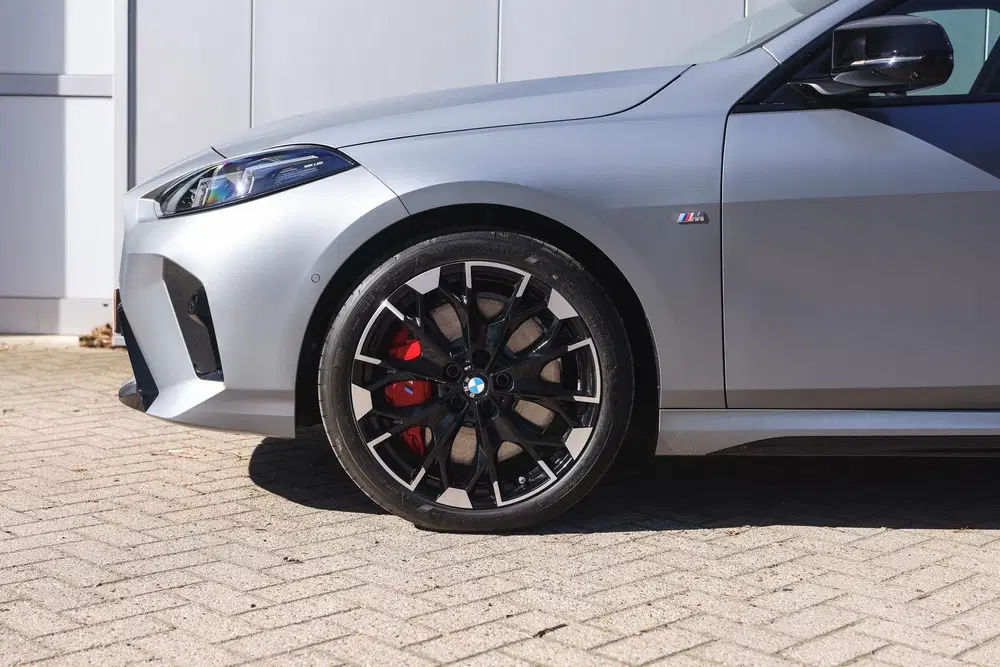 BMW 2-serie Coupé M235 xDrive Automaat uit 2026, foto 5