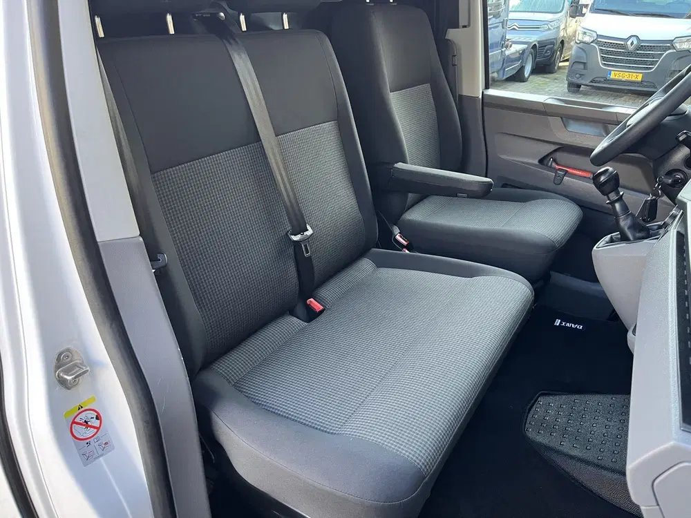 Volkswagen Transporter 2.0 TDI L2H1 150pk dubbele schuifdeur uit 2024, foto 7