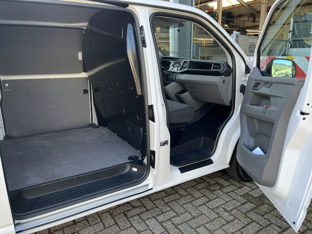 Volkswagen Transporter 2.0 TDI L2H1 150pk dubbele schuifdeur uit 2024, foto 8