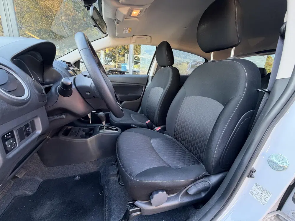 Mitsubishi Space Star 1.2 Dynamic Automaat uit 2024, foto 5