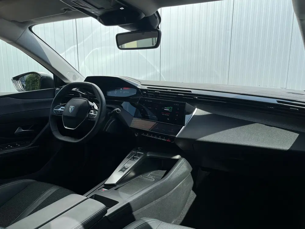 Peugeot 408 1.2 Hybrid 145 e-DCS6 Allure uit 2025, foto 11