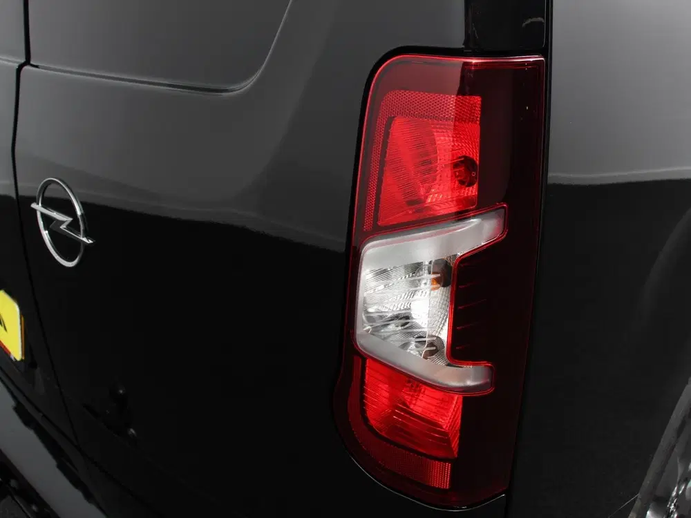 Opel Combo 1.5 BlueHDi 130 S&S L2 Automaat Apple Carp uit 2024, foto 15