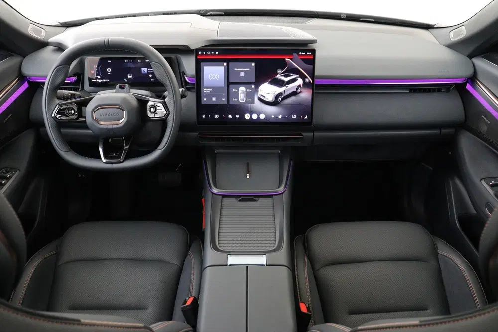 Lynk & Co 08 1.5 PHEV MORE -PANO.DAK uit 2026, foto 4