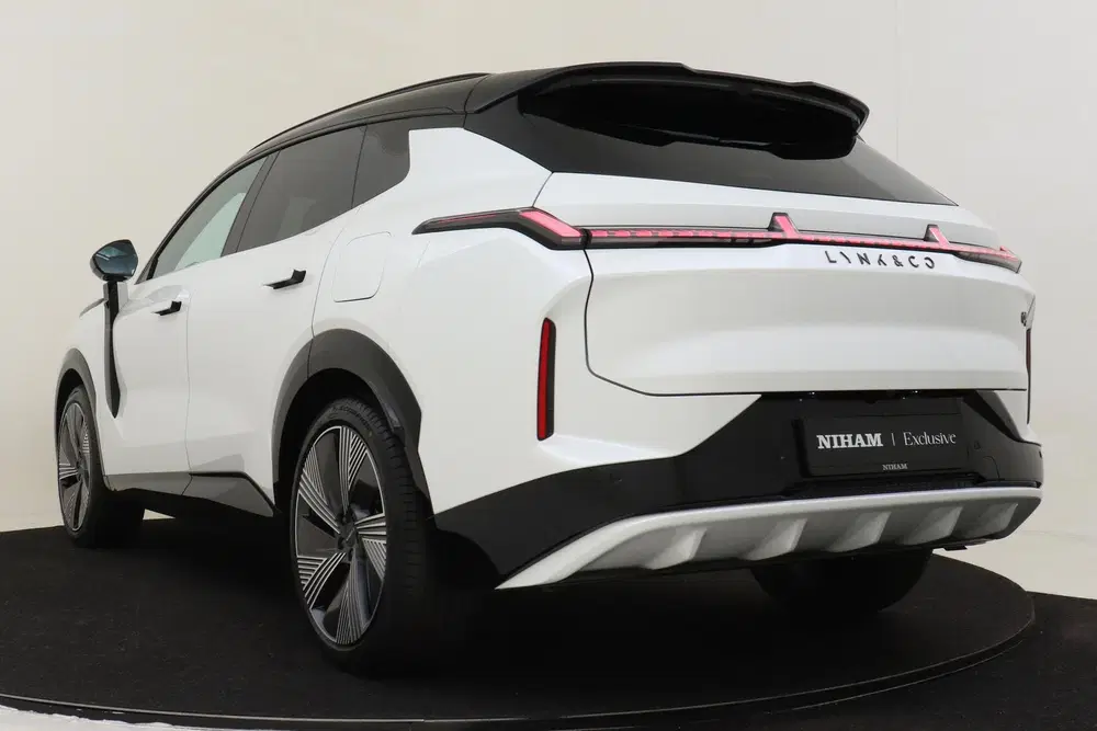 Lynk & Co 08 1.5 PHEV MORE -PANO.DAK uit 2026, foto 5