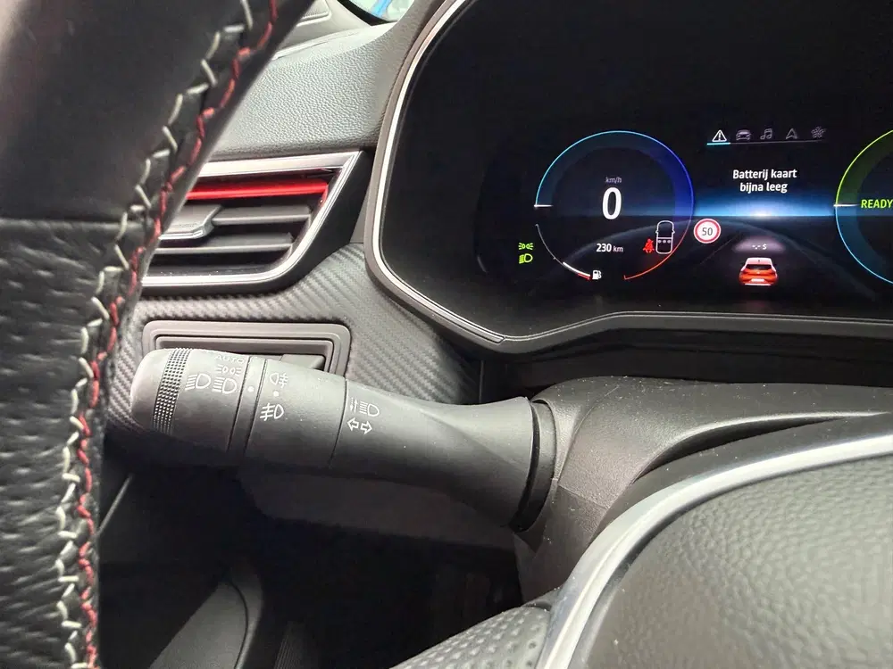 Renault Clio 1.6 E-Tech Hybrid 140 RS Line LED uit 2021, foto 10