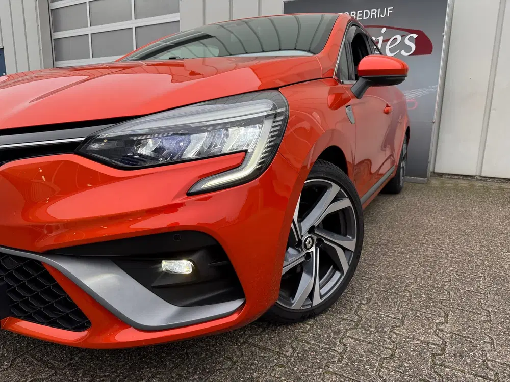 Renault Clio 1.6 E-Tech Hybrid 140 RS Line LED uit 2021, foto 2