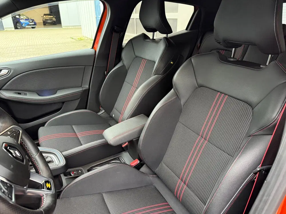 Renault Clio 1.6 E-Tech Hybrid 140 RS Line LED uit 2021, foto 8