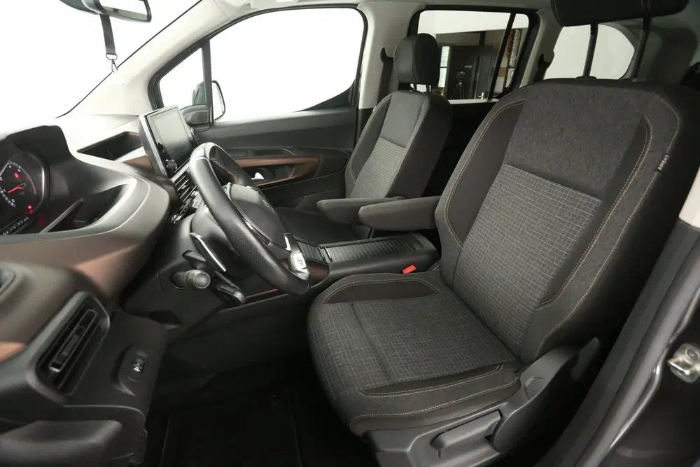 Peugeot Partner Rifter 1.2 Puretech L2 GT 7 Persoons 131PK uit 2021, foto 11