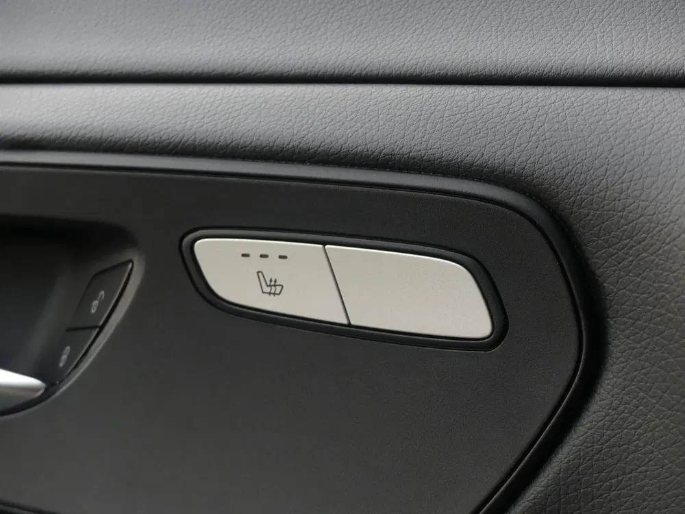 Mercedes-Benz V-Klasse 300d Lang Dubbel Cabine LED uit 2023, foto 10