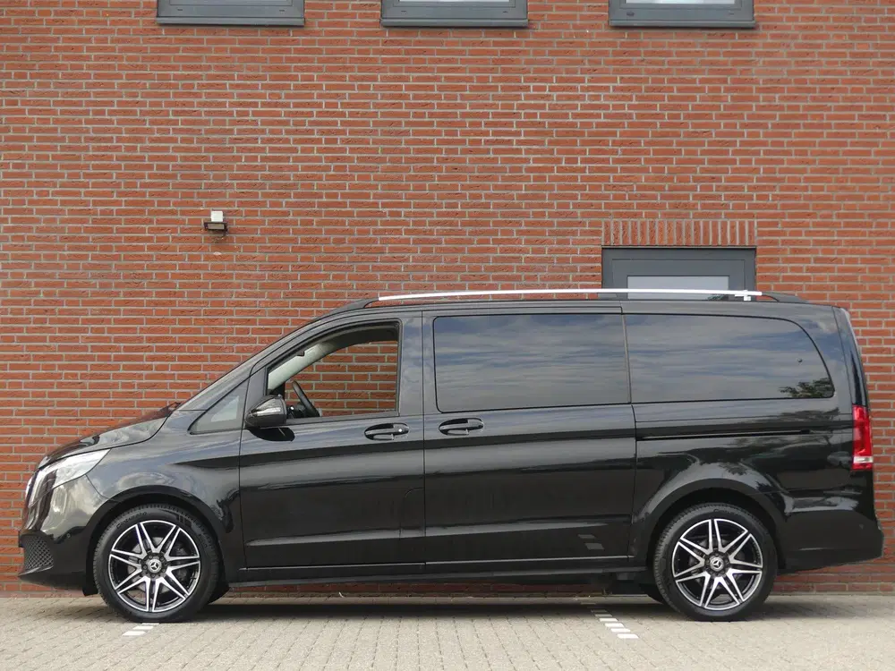 Mercedes-Benz V-Klasse 300d Lang Dubbel Cabine LED uit 2023, foto 3