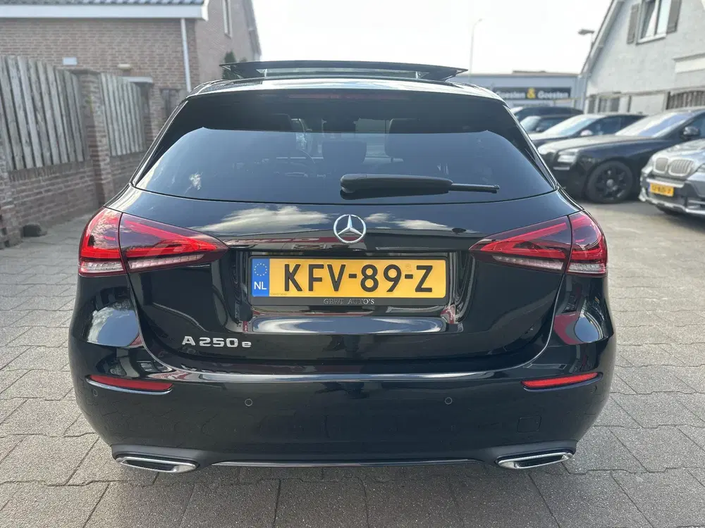 Mercedes-Benz A-Klasse 250 e Luxury SOH 98.5% Pano uit 2023, foto 11