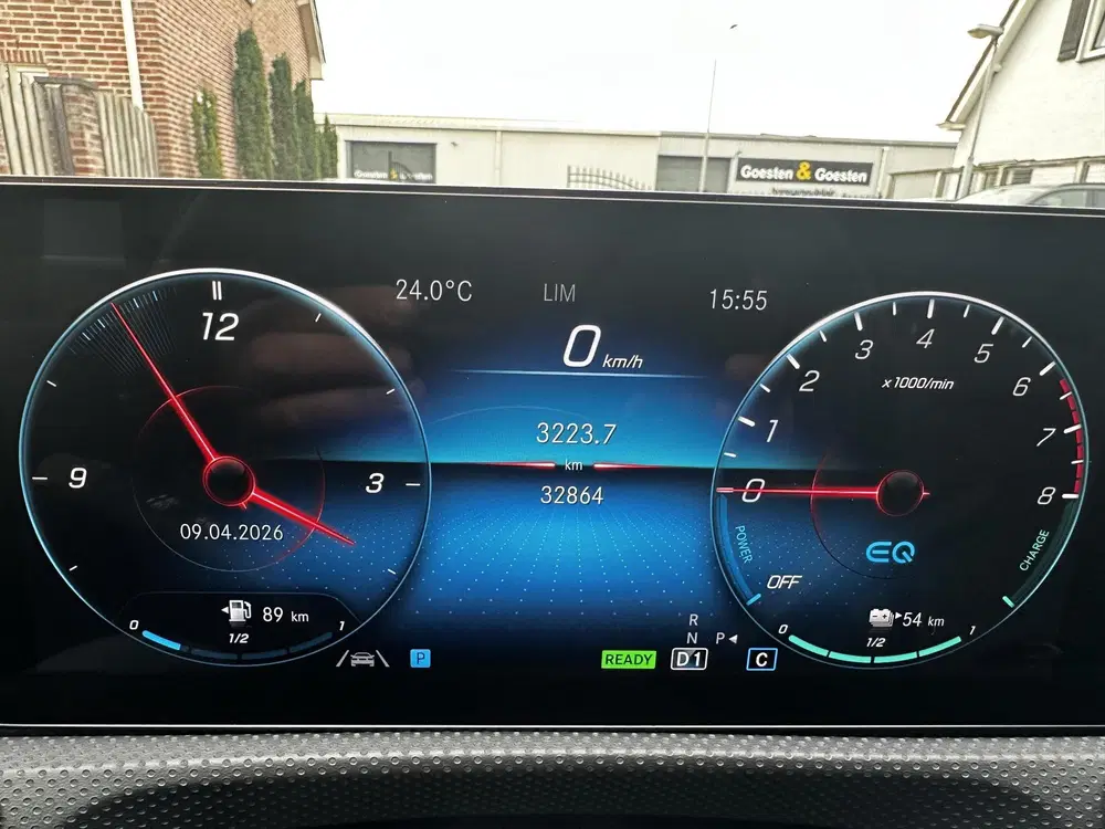 Mercedes-Benz A-Klasse 250 e Luxury SOH 98.5% Pano uit 2023, foto 5