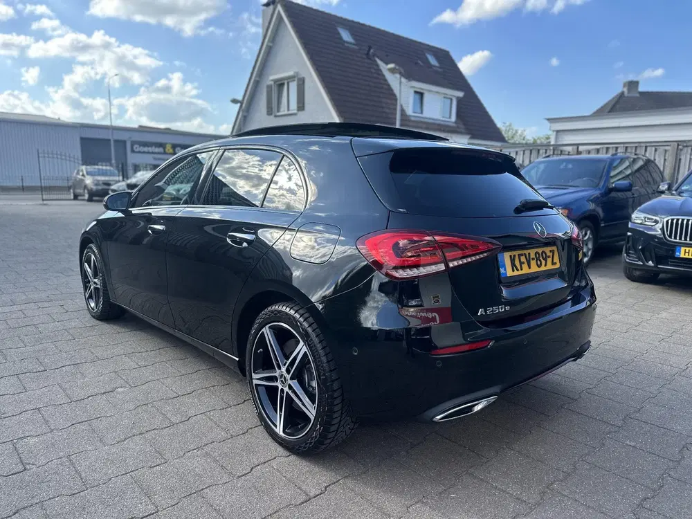 Mercedes-Benz A-Klasse 250 e Luxury SOH 98.5% Pano uit 2023, foto 7