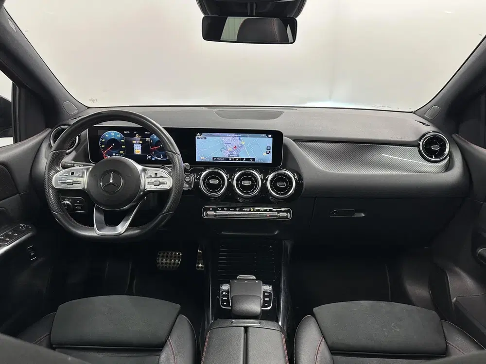 Mercedes-Benz B-Klasse Mercedes B-klasse 180 Business Solution AM uit 2019, foto 2
