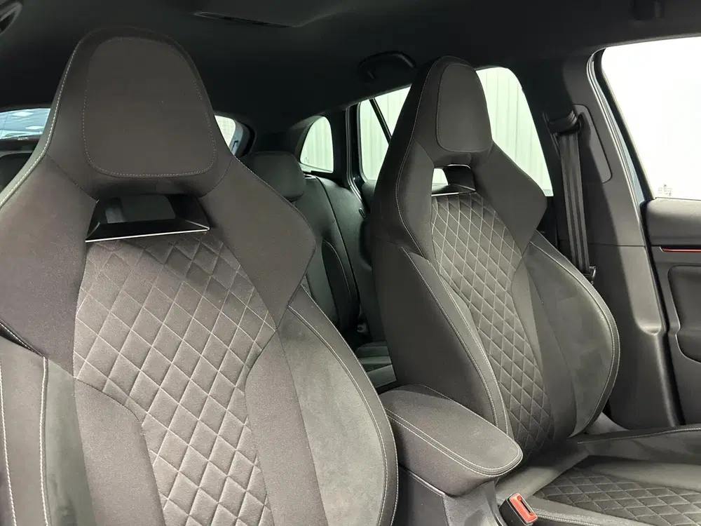 Skoda Scala 1.0 TSI Sport Business uit 2021, foto 12