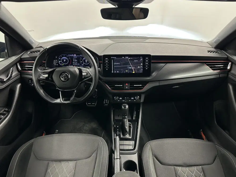 Skoda Scala 1.0 TSI Sport Business uit 2021, foto 2