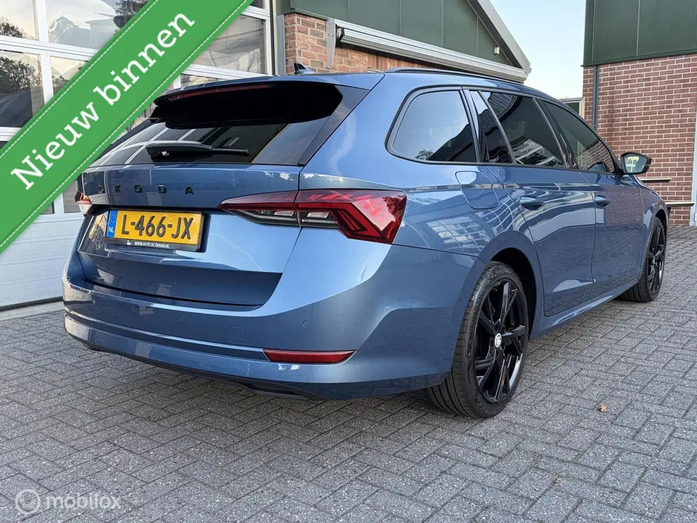 Skoda Octavia 1.0 TSI Sport Business uit 2021, foto 2