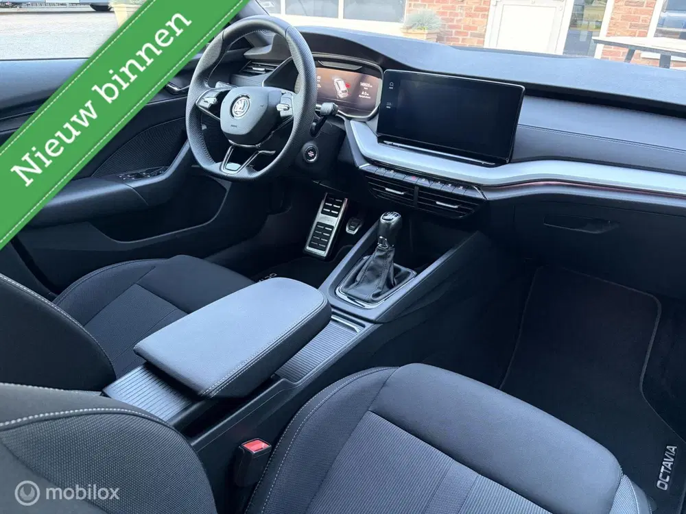 Skoda Octavia 1.0 TSI Sport Business uit 2021, foto 3